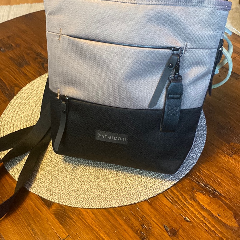 Sherpani purse